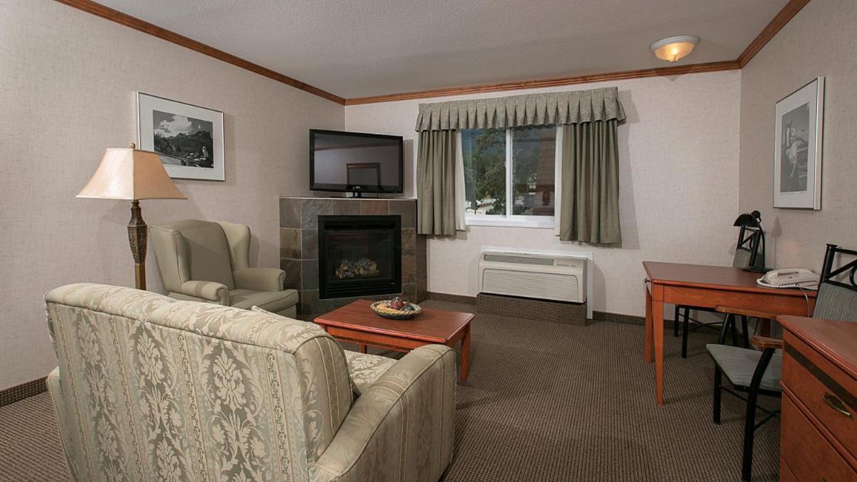 ג'ספר Mount Robson Inn חדר תמונה