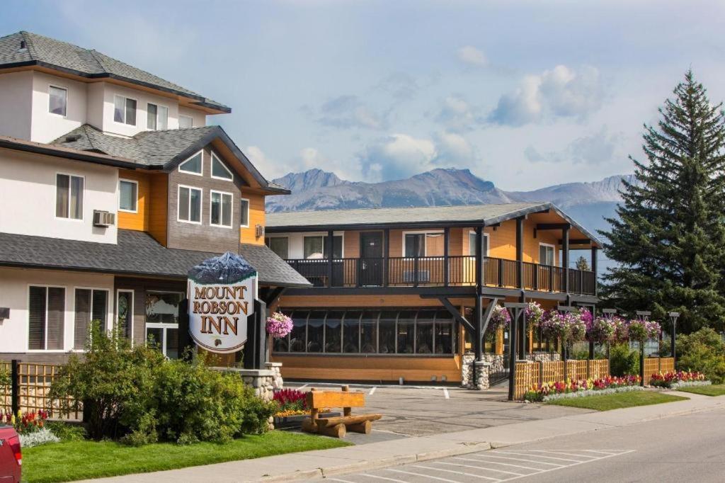 ג'ספר Mount Robson Inn מראה חיצוני תמונה