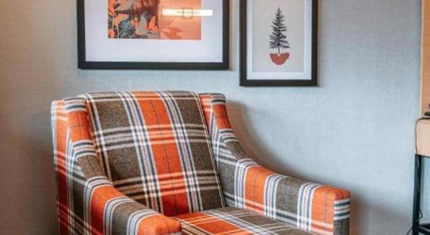ג'ספר Mount Robson Inn מראה חיצוני תמונה