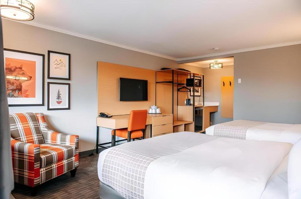ג'ספר Mount Robson Inn מראה חיצוני תמונה